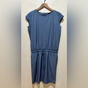 Albion Going Places Casual Dress with Pockets and Waist Tie - Women’s Size Small